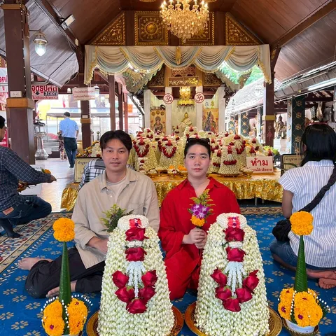 ลูกค้าแก้บนหลวงพ่อทันใจกับพานมะลิจากร้านคุณหล้า 59 (31)